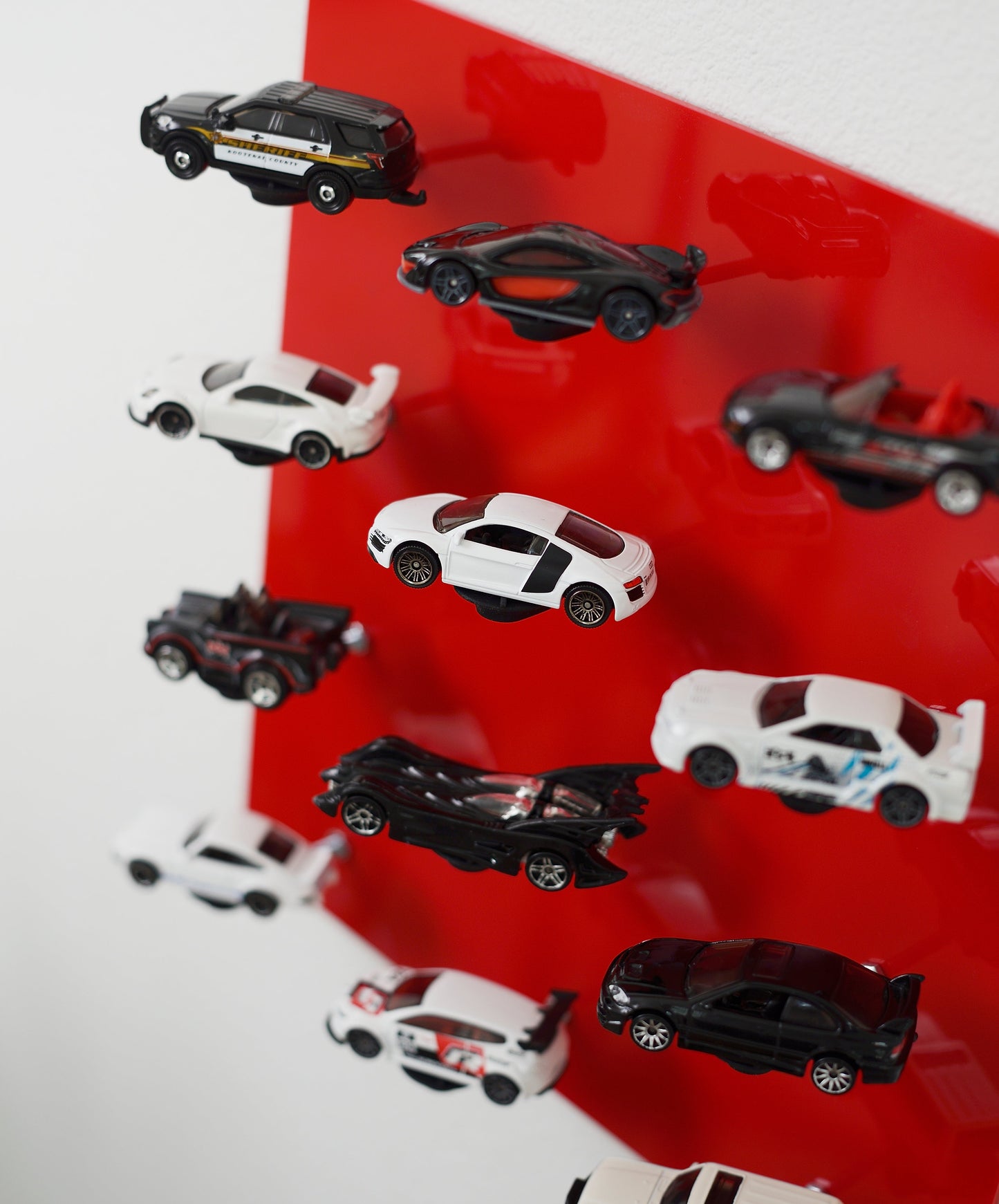 1:64 diecast display