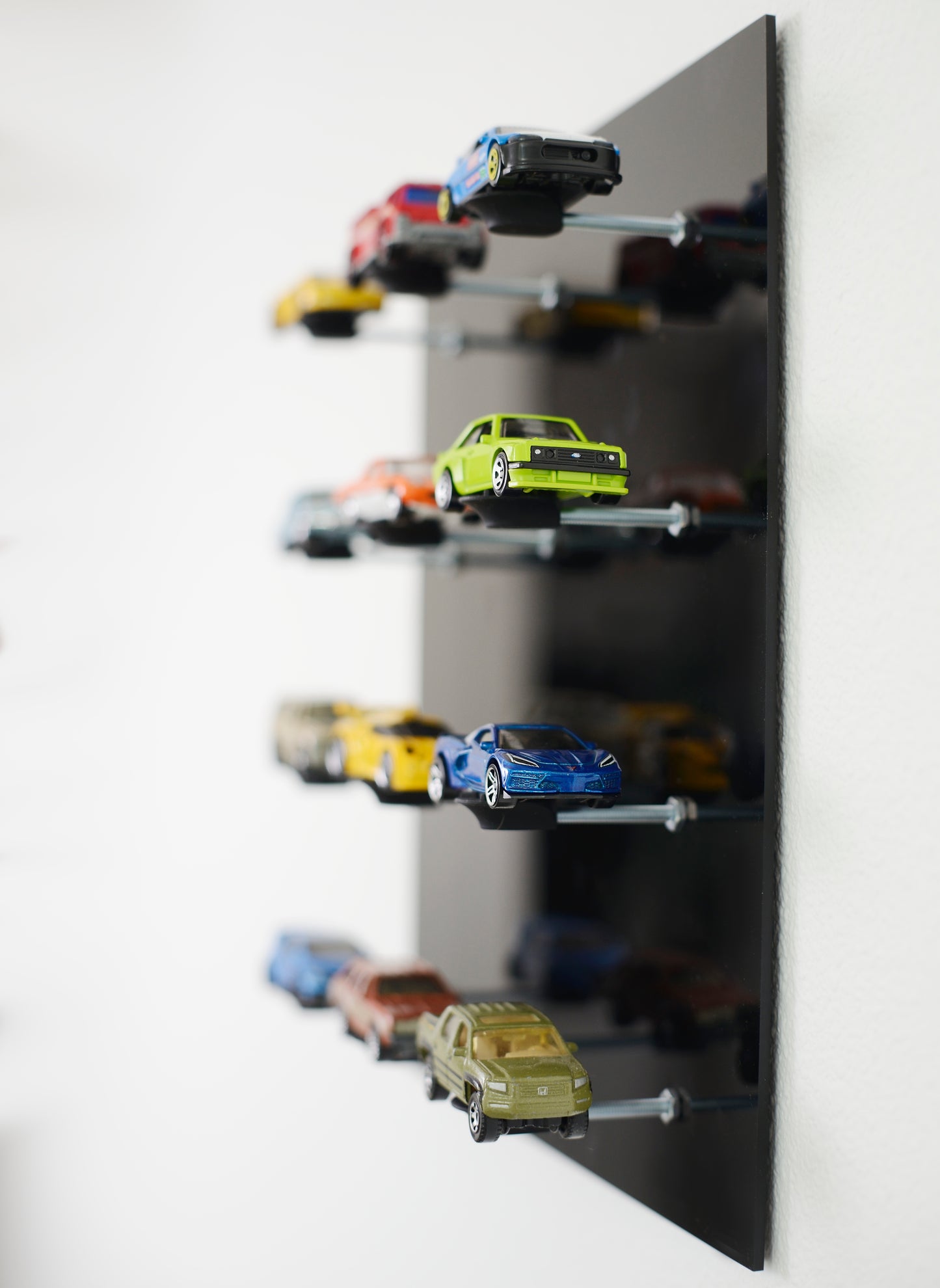 Black Diecast Display - 1:64