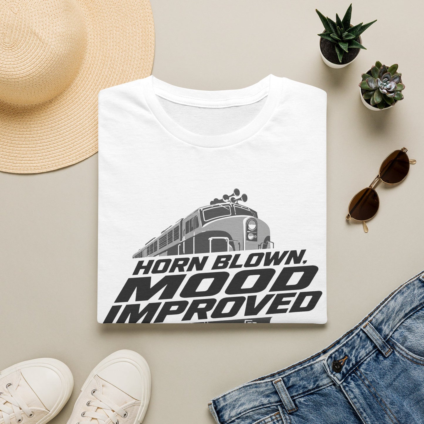 Horn Blown, Train   T-Shirt