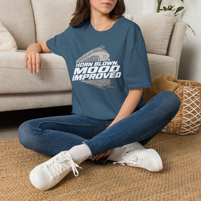Horn Blown, Train   T-Shirt