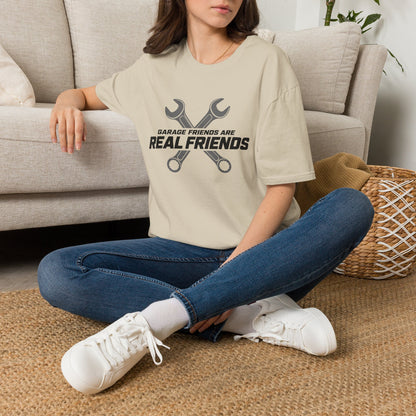 Garage Friends   T-Shirt