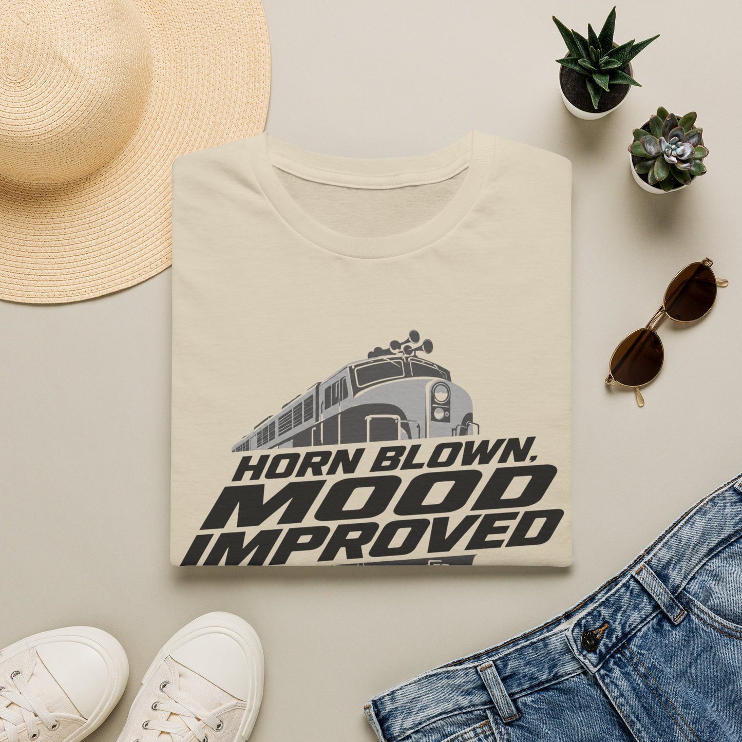 Horn Blown, Train   T-Shirt
