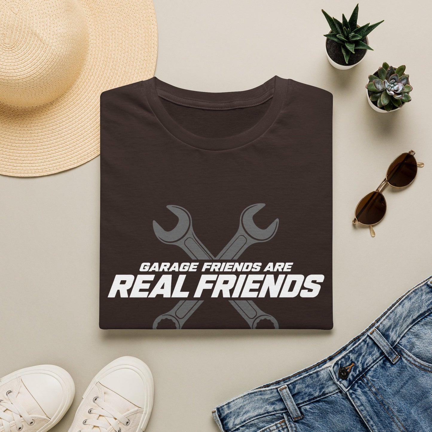 Garage Friends   T-Shirt