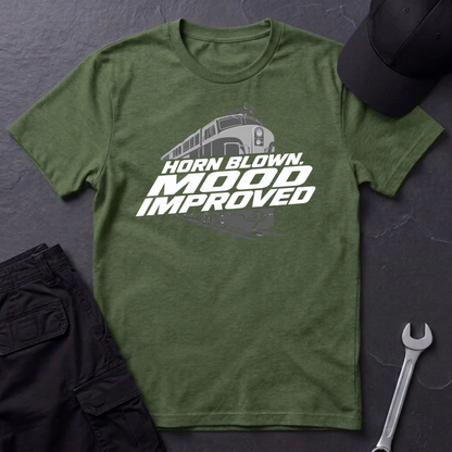 Horn Blown, Train   T-Shirt